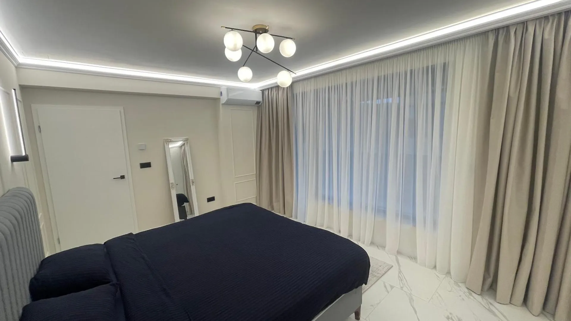Apartament 3 Camere Baneasa Volo Residence Bucharest 0*,  Romania